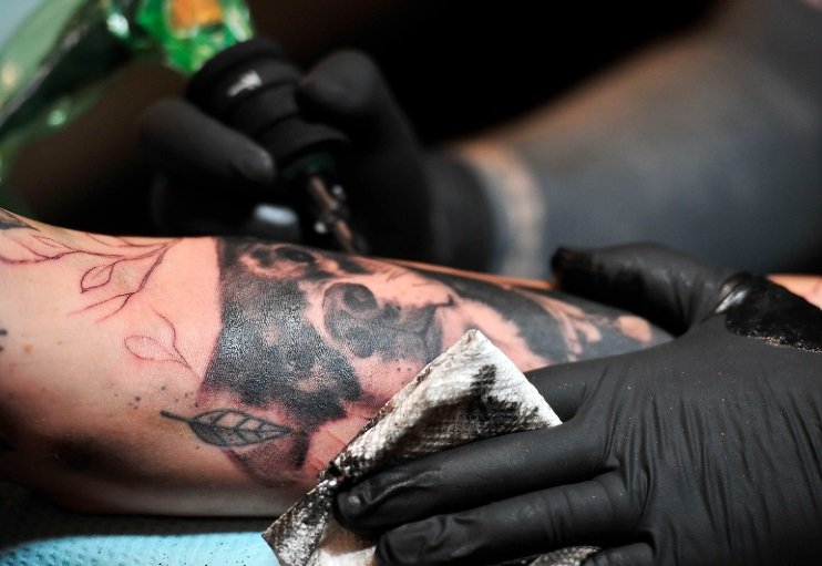 Your Guide to Choosing the Perfect Tattoo Artist in St. Petersburg, FL