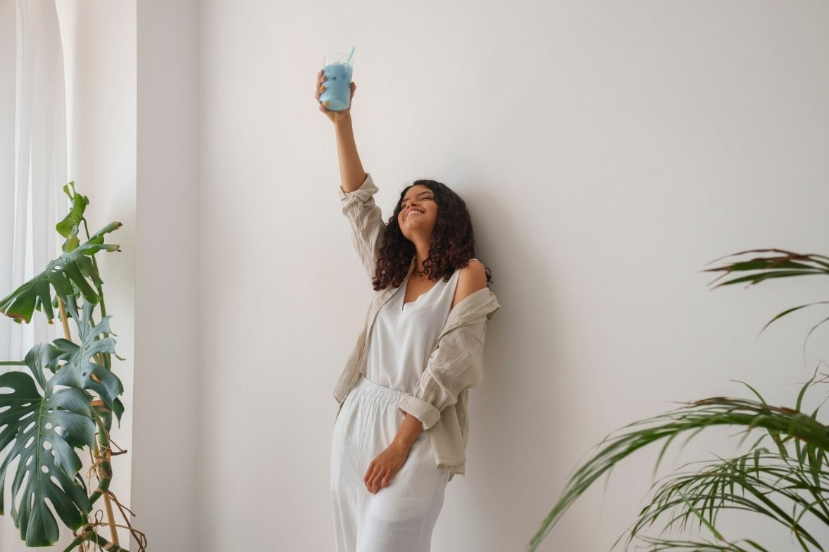 Minimalist Lifestyle Benefits: Why Living With Less Leads to More Happiness