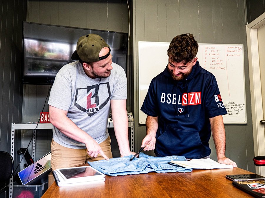 Baseball Lifestyle: Meaning, Culture, Training, Fashion & Daily Life Guide